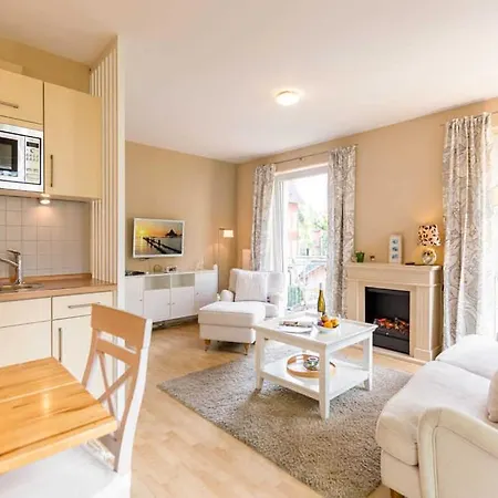 Haus Auf Dem Huegel Moderne 12 *