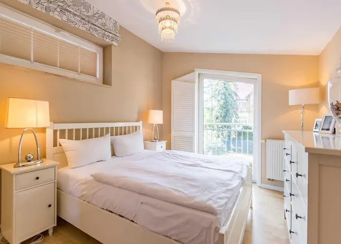 Haus Auf Dem Hügel, Moderne 12